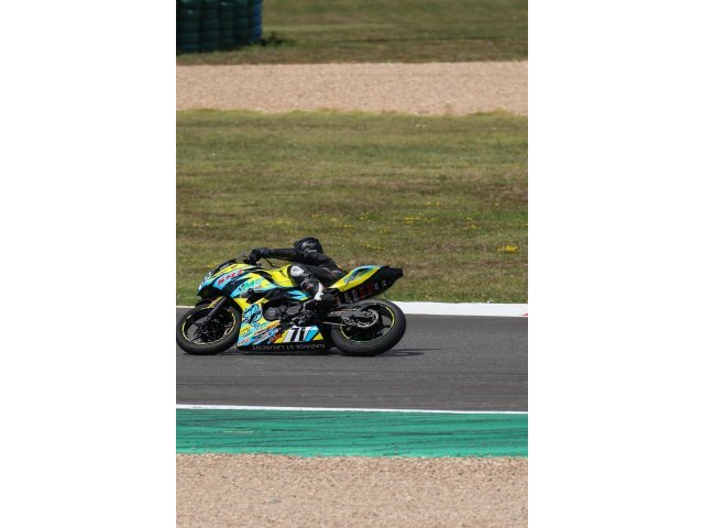 230805 Magny Cours aout 07